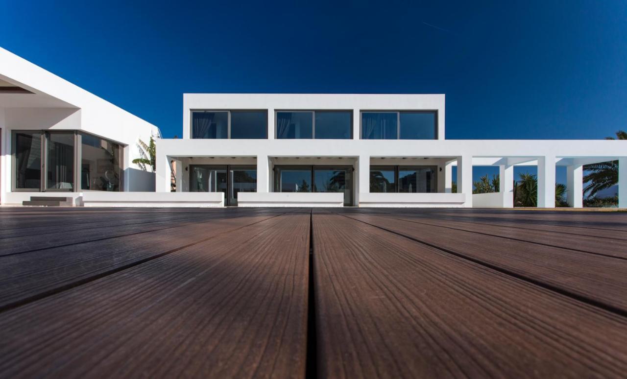 Leblanc Luxurious Beachfront Villa, Gcollectiongr Ermioni Exterior photo