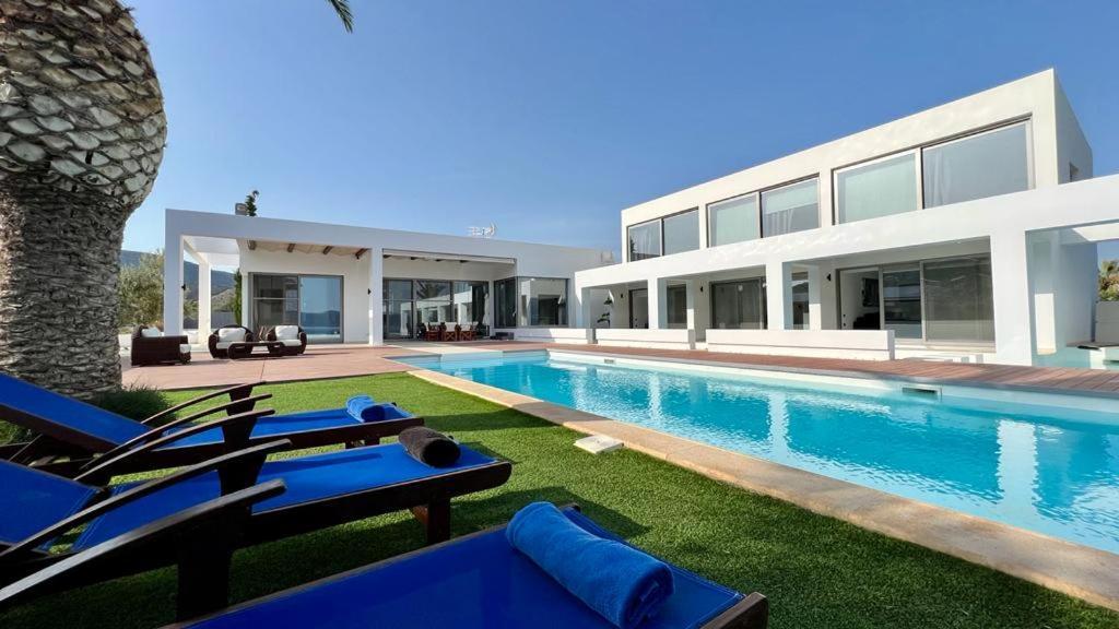 Leblanc Luxurious Beachfront Villa, Gcollectiongr Ermioni Exterior photo