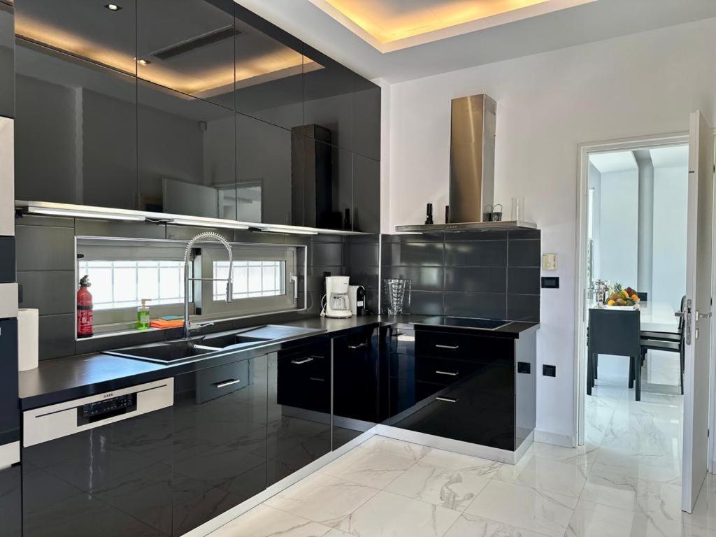 Leblanc Luxurious Beachfront Villa, Gcollectiongr Ermioni Exterior photo