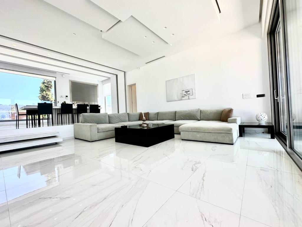 Leblanc Luxurious Beachfront Villa, Gcollectiongr Ermioni Exterior photo