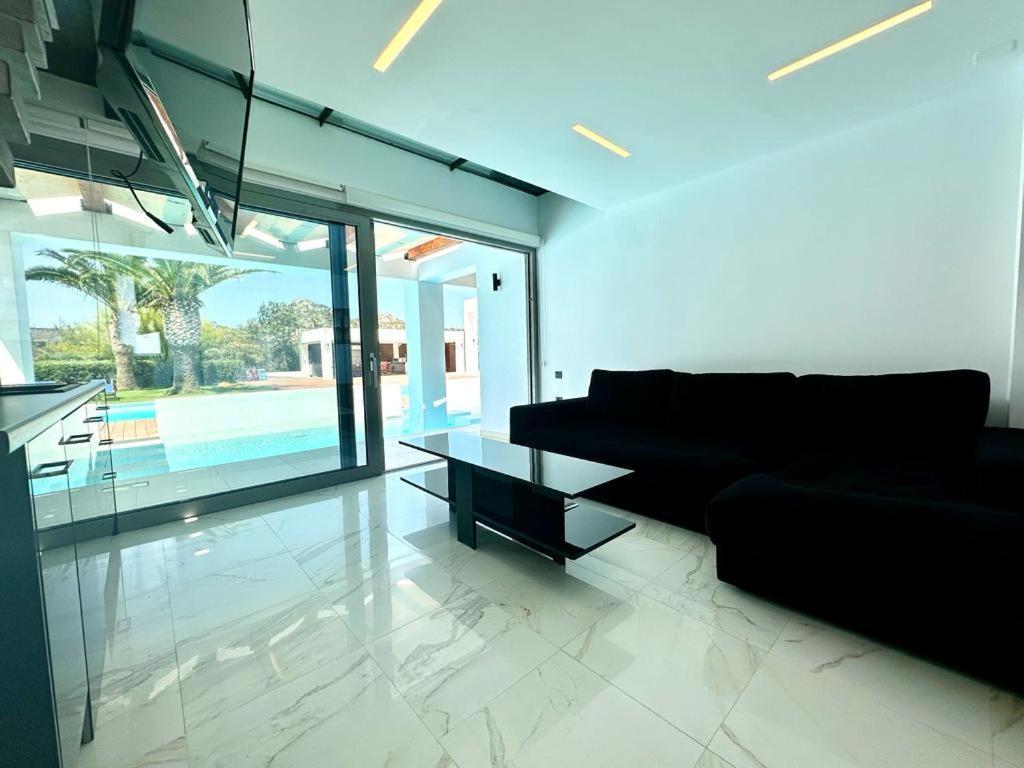 Leblanc Luxurious Beachfront Villa, Gcollectiongr Ermioni Exterior photo